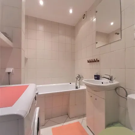 Your Kolobrzeska Apartamento Gdańsk